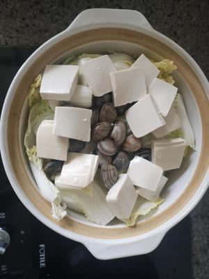 超简单的汤菜【叠煮】---白菜蛤蜊豆腐的做法 步骤4