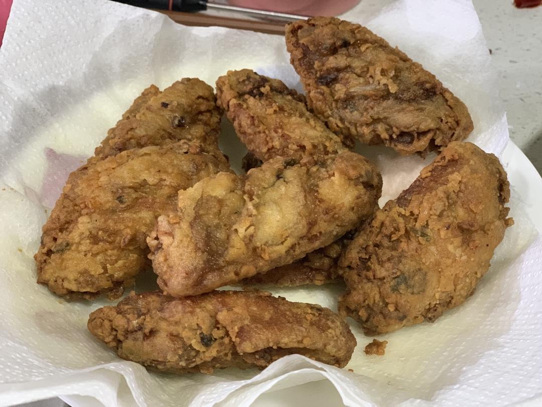 蒜香炸鸡翅