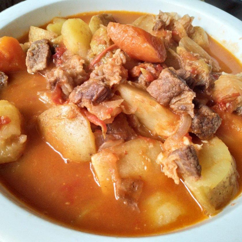 番茄土豆炖牛腩