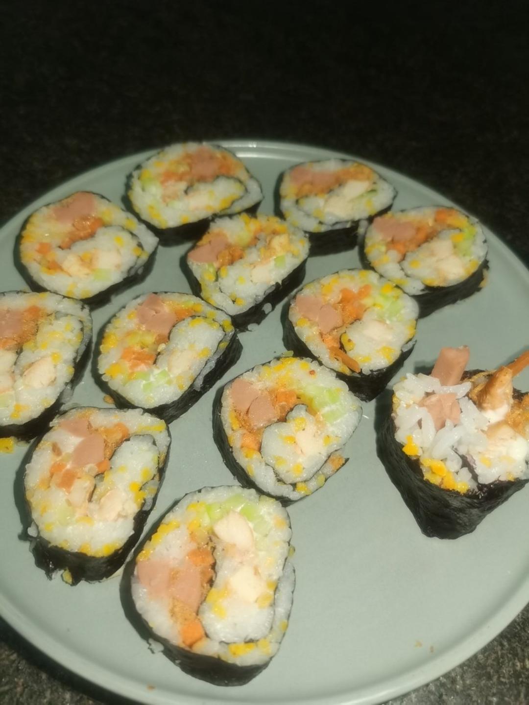 十分钟快手早午餐-紫菜包饭&寿司卷，简单易学哦！