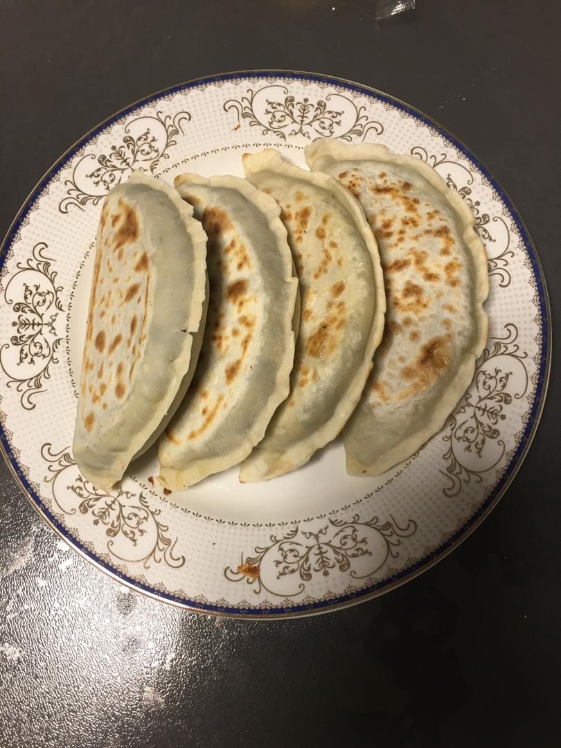皮薄馅大～韭菜鸡蛋饼