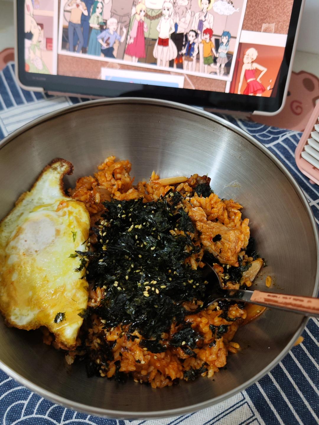 五花肉泡菜炒饭