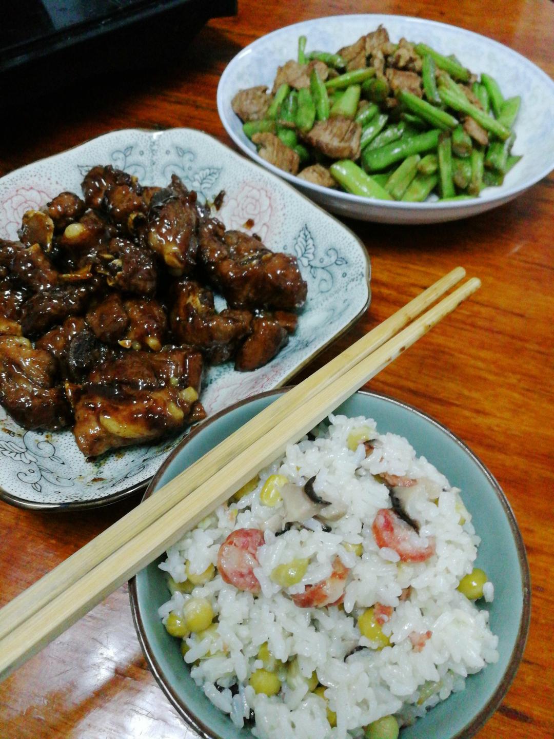 电饭锅版香菇腊肠饭