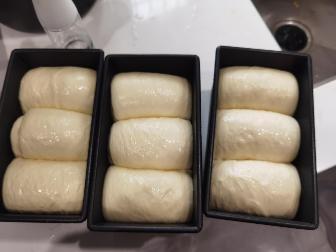 绵绵蛋白吐司