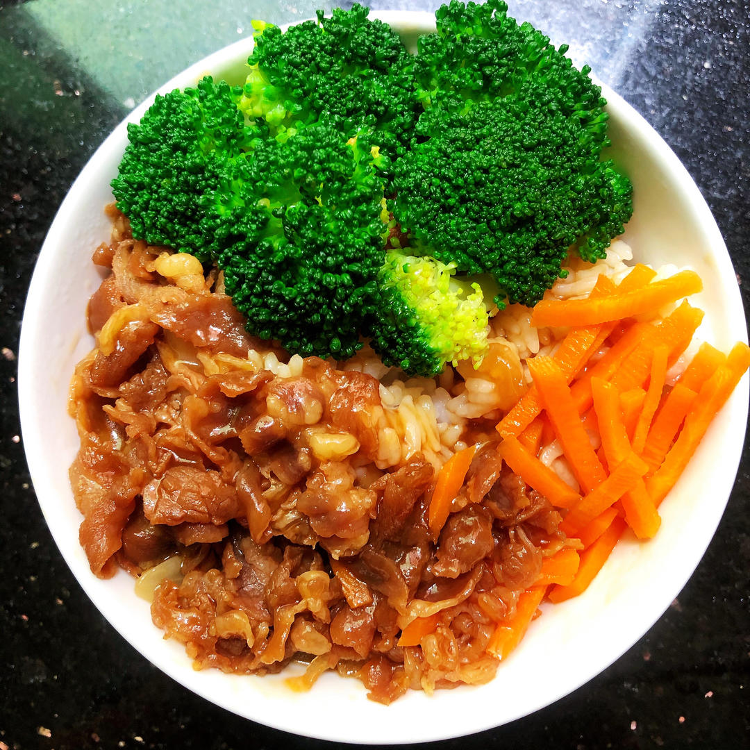 肥牛饭