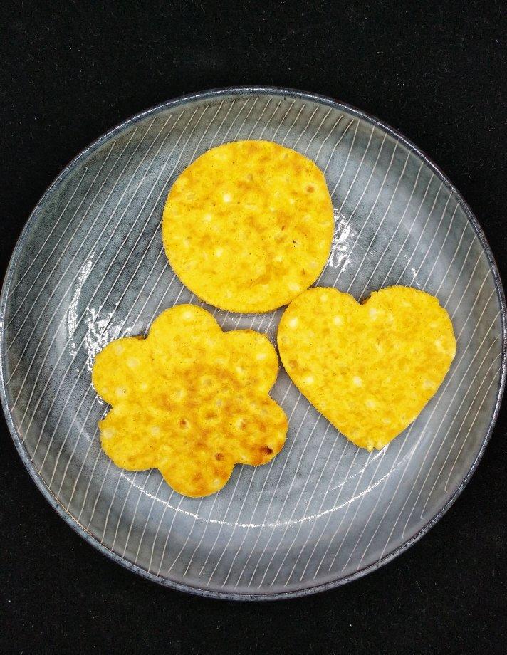 粒粒玉米饼