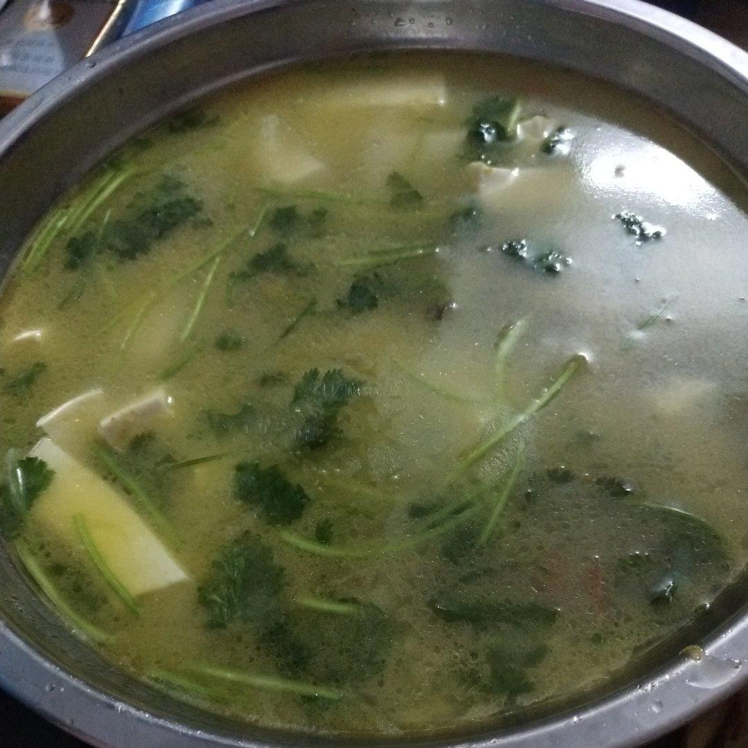 黄骨鱼豆腐汤