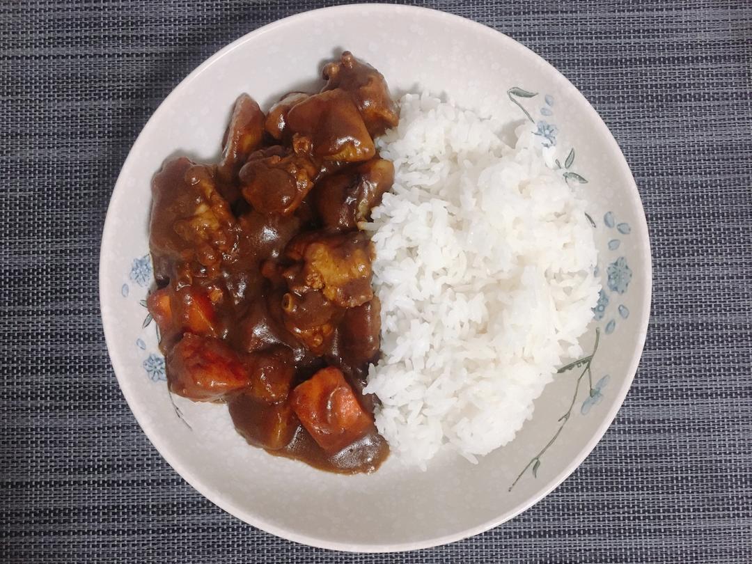 咖喱鸡块