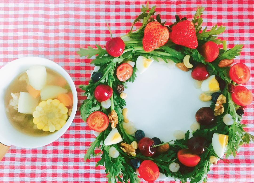 圣诞蔬菜花环沙拉