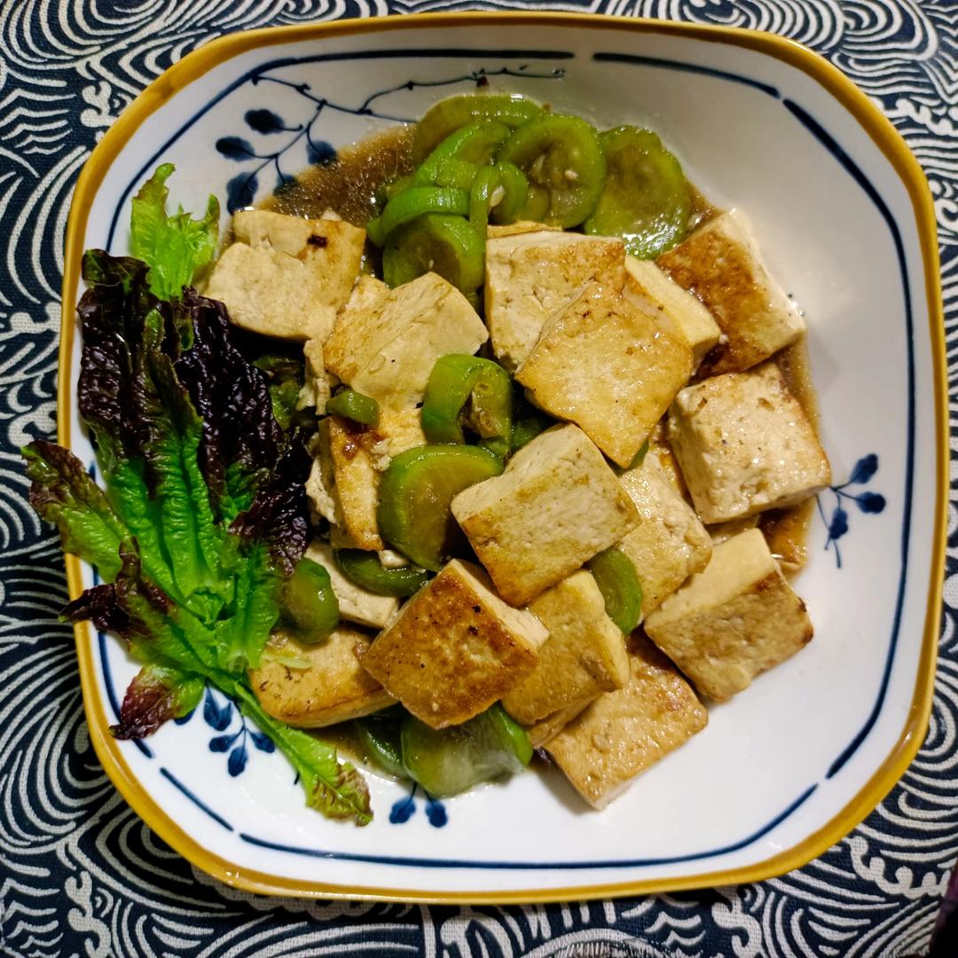 丝瓜炒豆腐