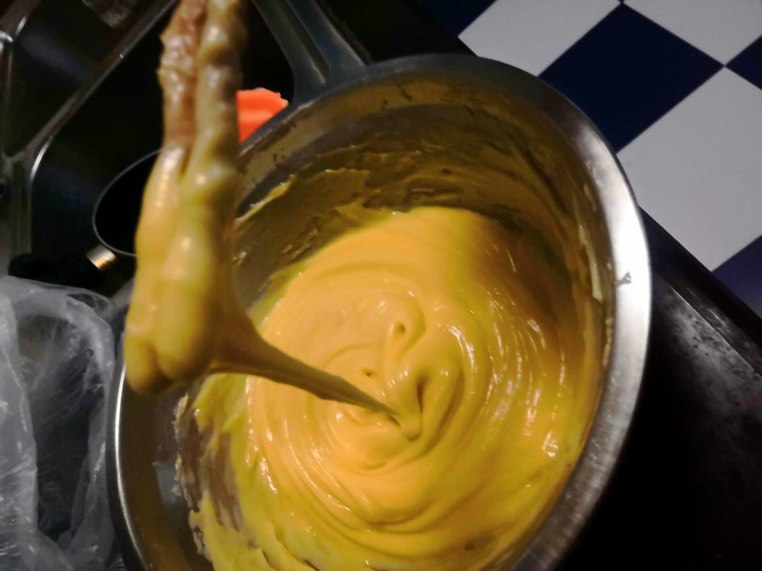 简单易成功的奶油小泡芙做法