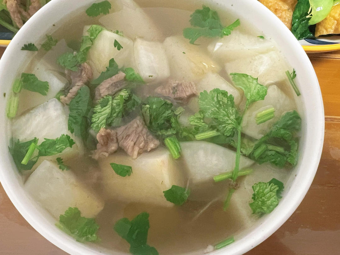 白萝卜牛腩汤（含清炖牛肉做法）