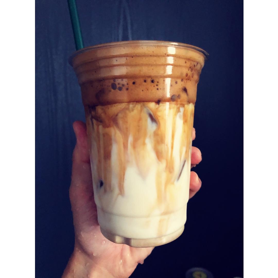 手打咖啡（网红400次泡沫咖啡）
