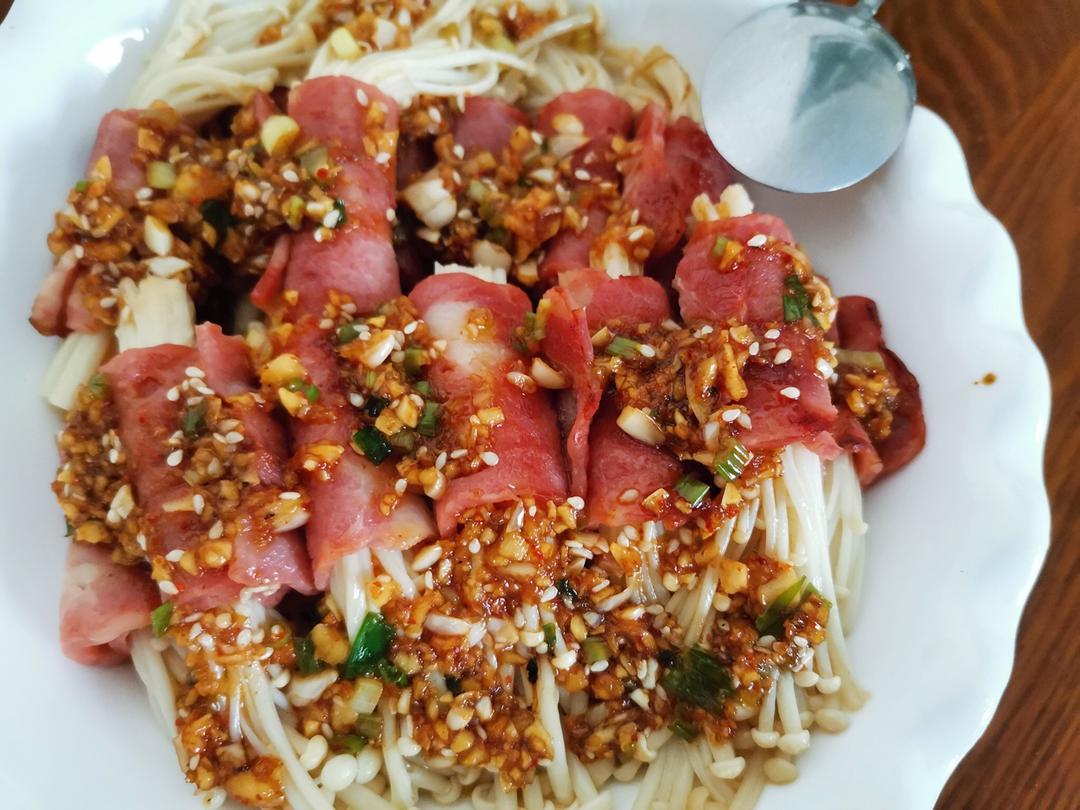金针菇培根卷