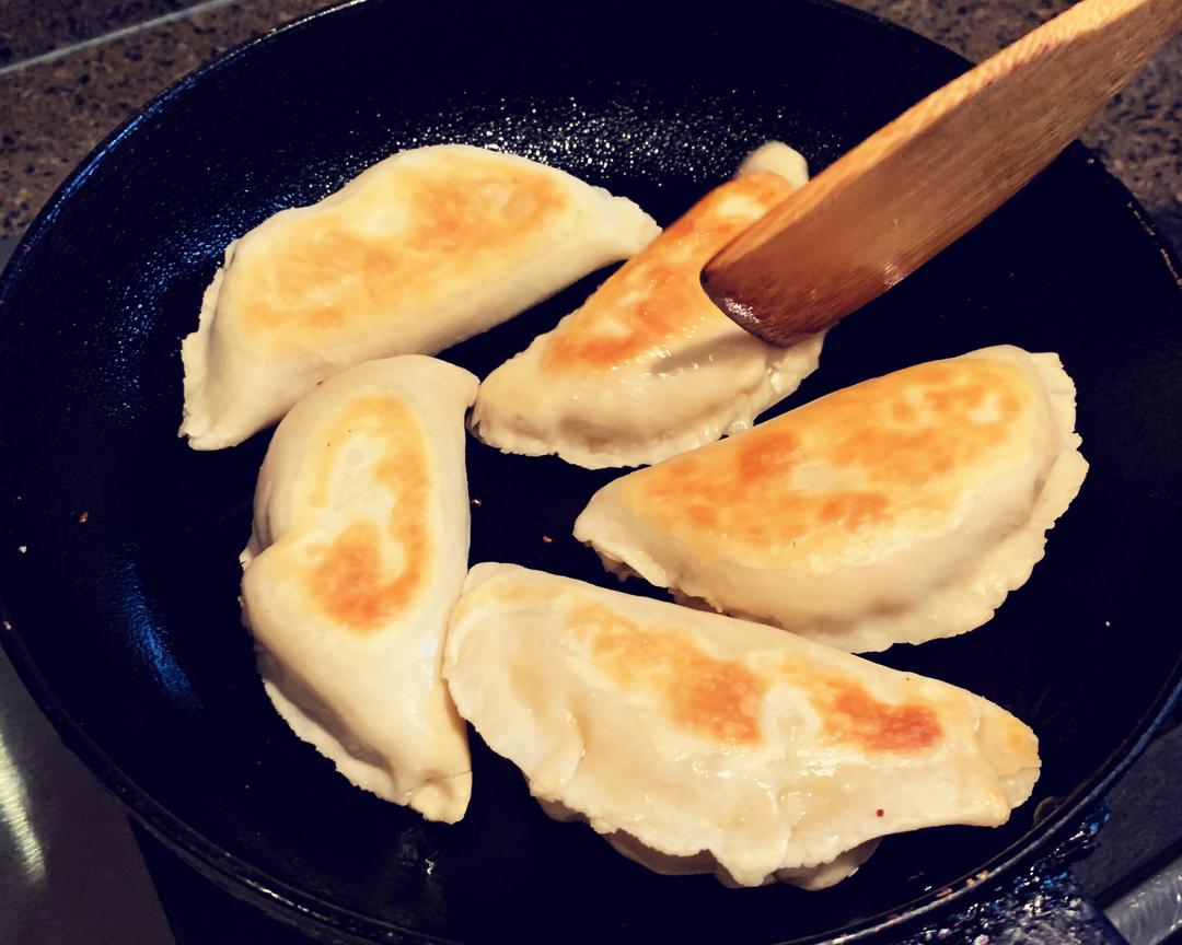 煎包菜粉丝盒子