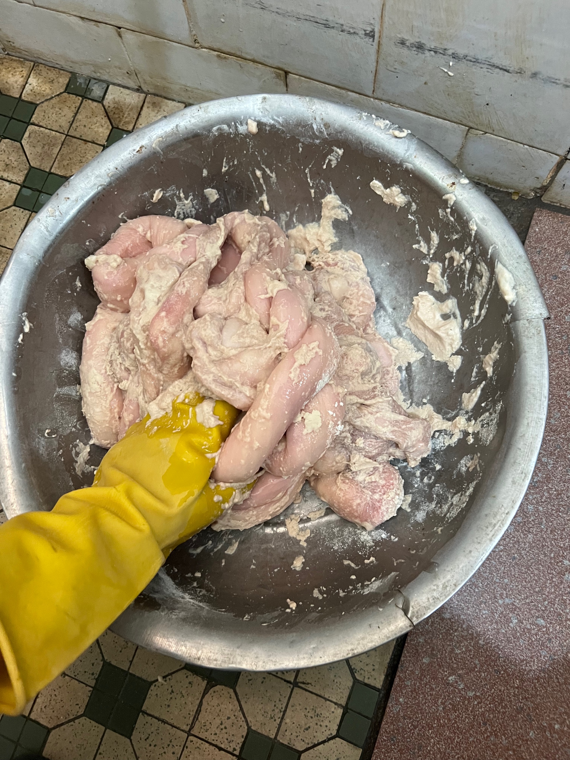 清洗牛肠的做法 步骤2