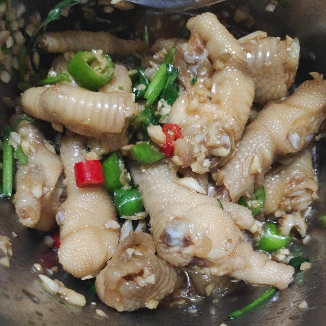 好吃到跺脚‼️蒜香酸辣无骨鸡爪～酸辣开胃