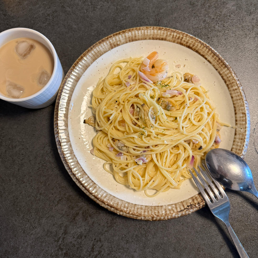 蒜香虾仁意面（超简单）