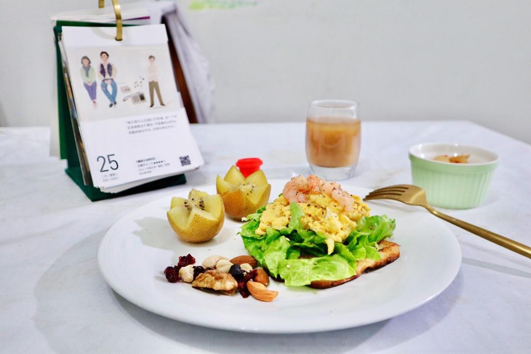 🍤『炸醒味蕾的』虾仁开放三明治