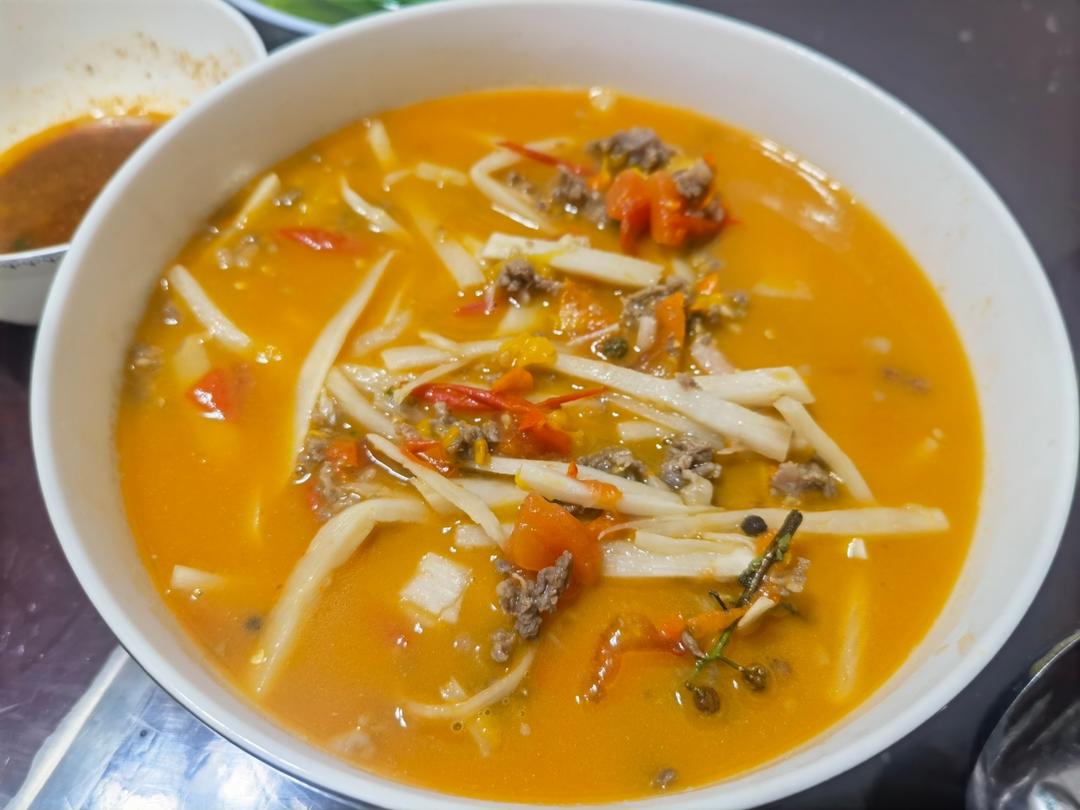 傣味酸笋煮牛肉