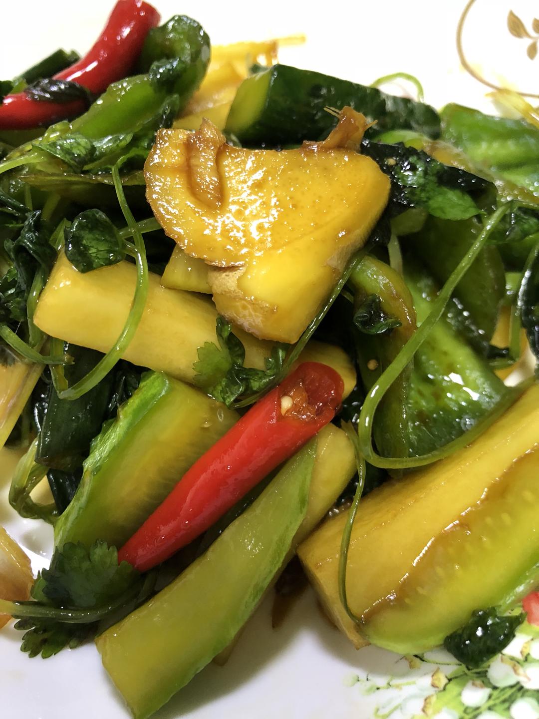 黄瓜萝卜咸菜的做法