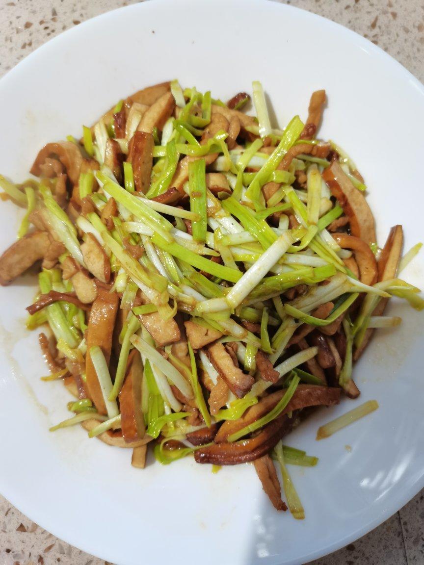 韭黄香干肉丝