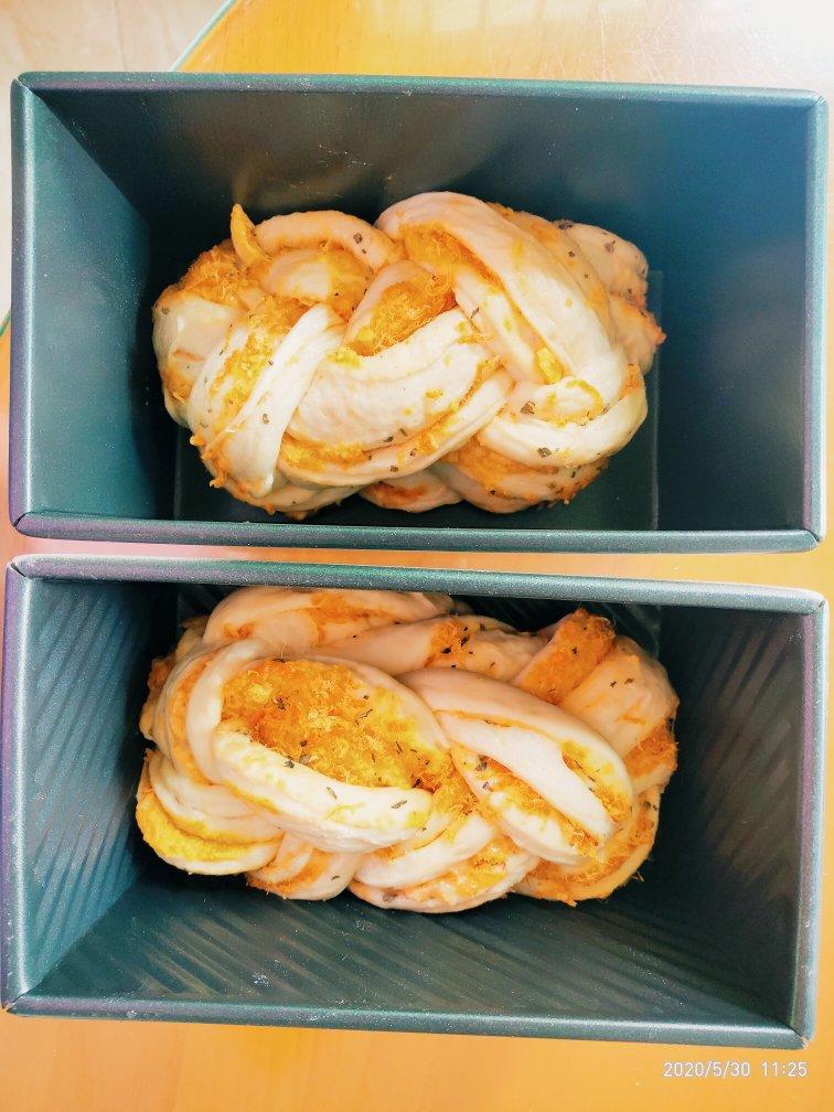 料多多系列---肉松吐司