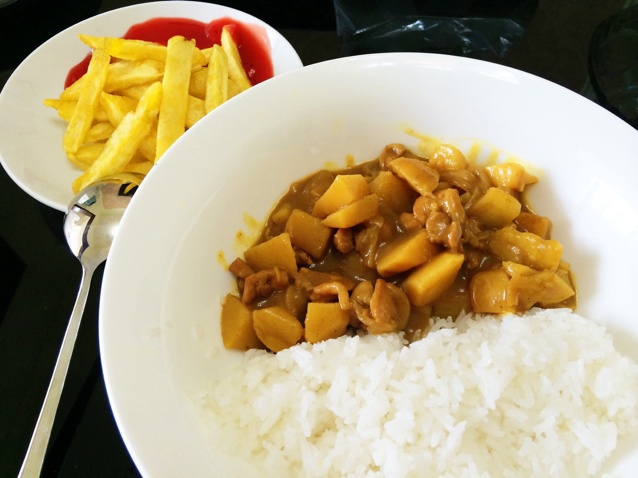 零失败日式咖喱鸡肉饭！！最正宗日本家庭做法！简单又好吃！