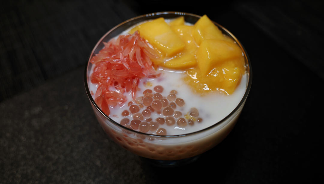 自己做的杨枝甘露秒杀外面的一切甜品店啊，巨好喝！！