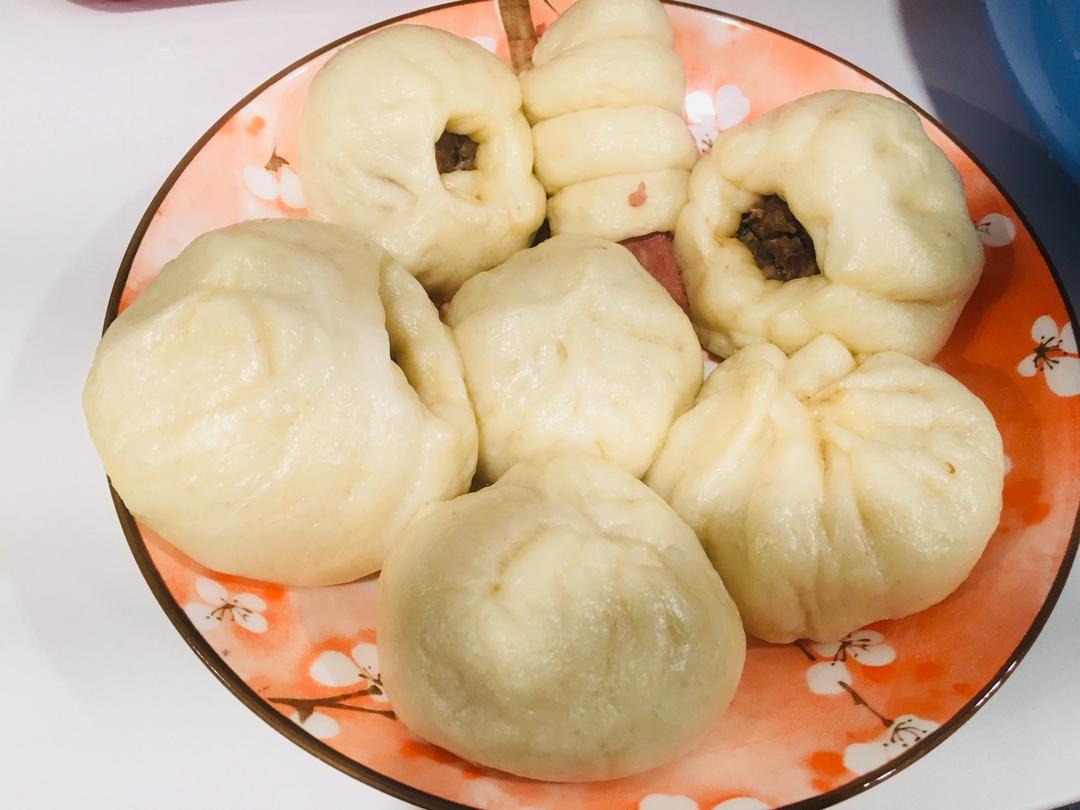 鲜肉包子