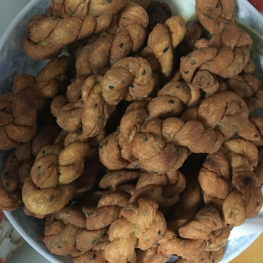 鸡蛋小麻花