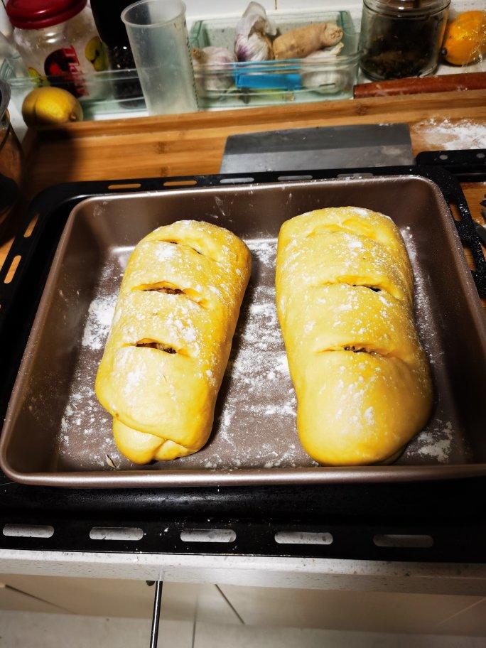 大列巴面包（欧包）（口感耐嚼，满满的坚果香）