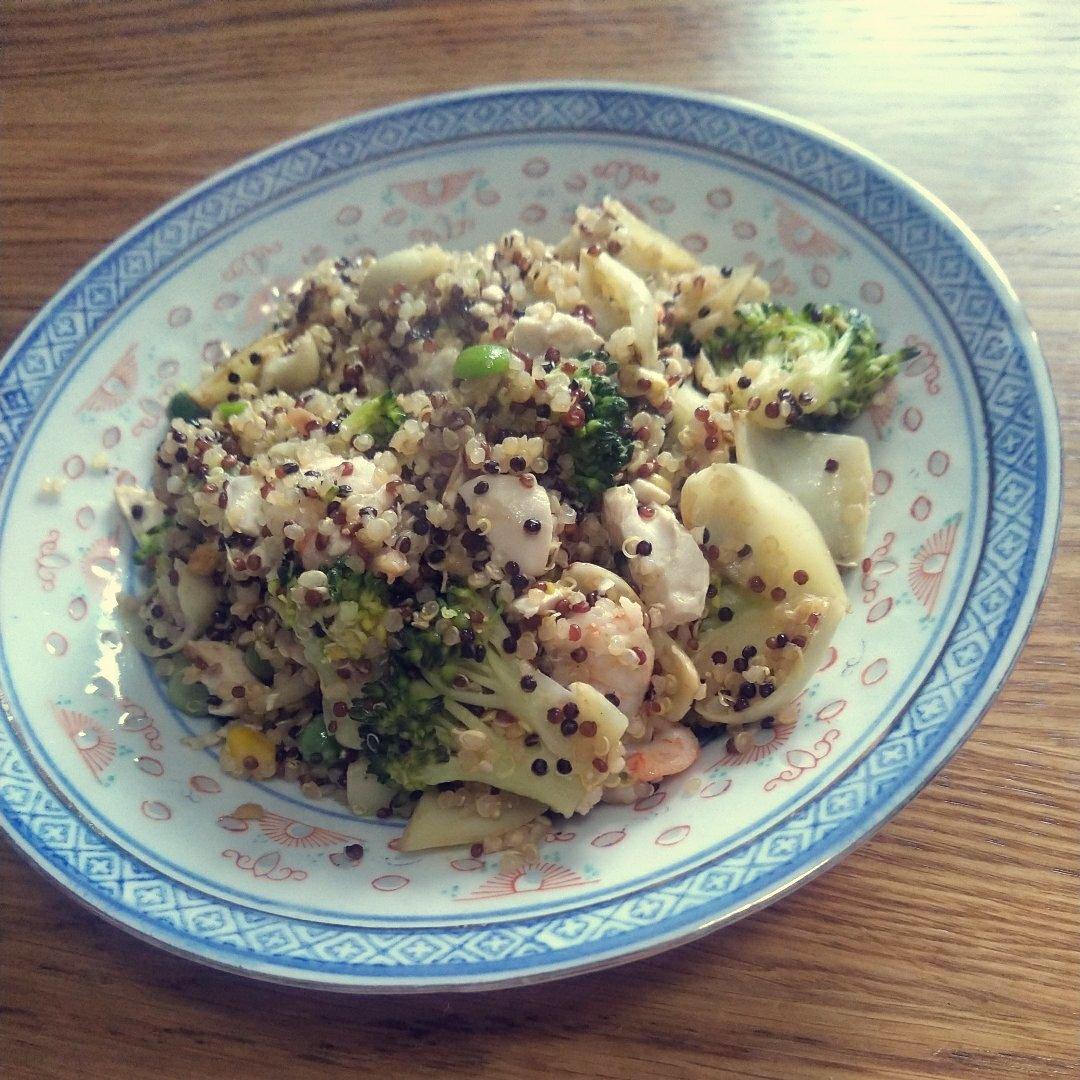 减脂饱腹咸蛋黄炒黎麦