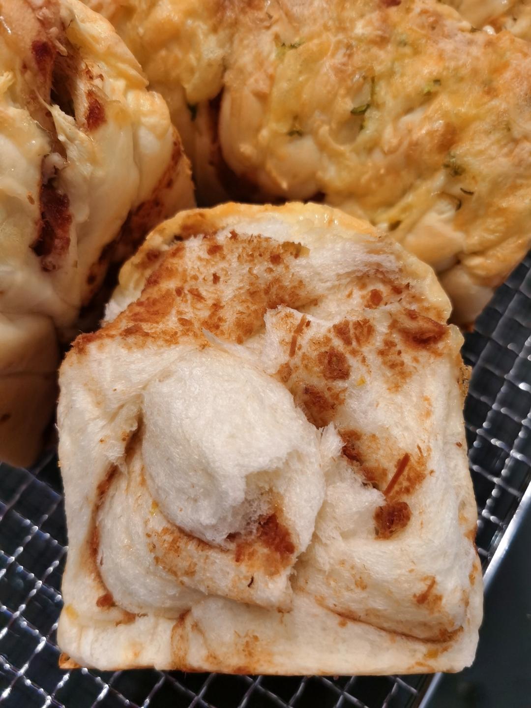 肉松吐司【超多料香爆马苏里拉】