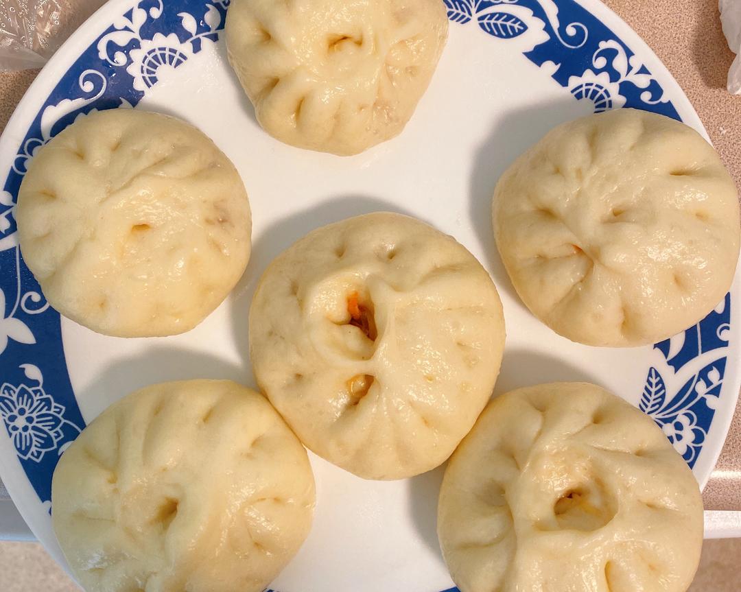 鸡肉粉丝馅包子