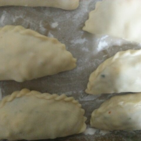 韭菜盒子 Chinese Leek and Egg Pasty