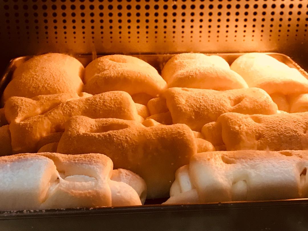 软到不知所措的牛奶卷