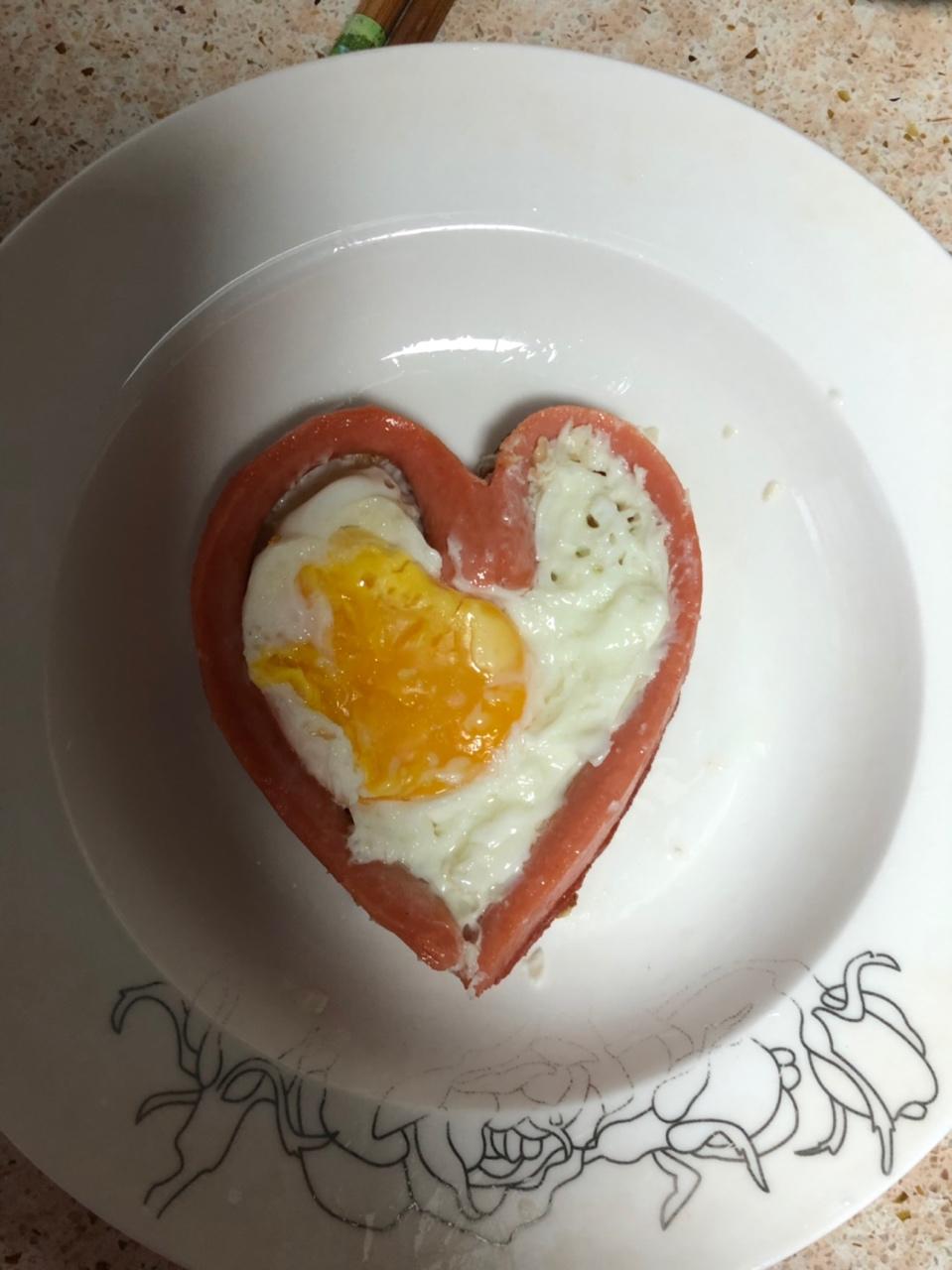 心形煎鸡蛋