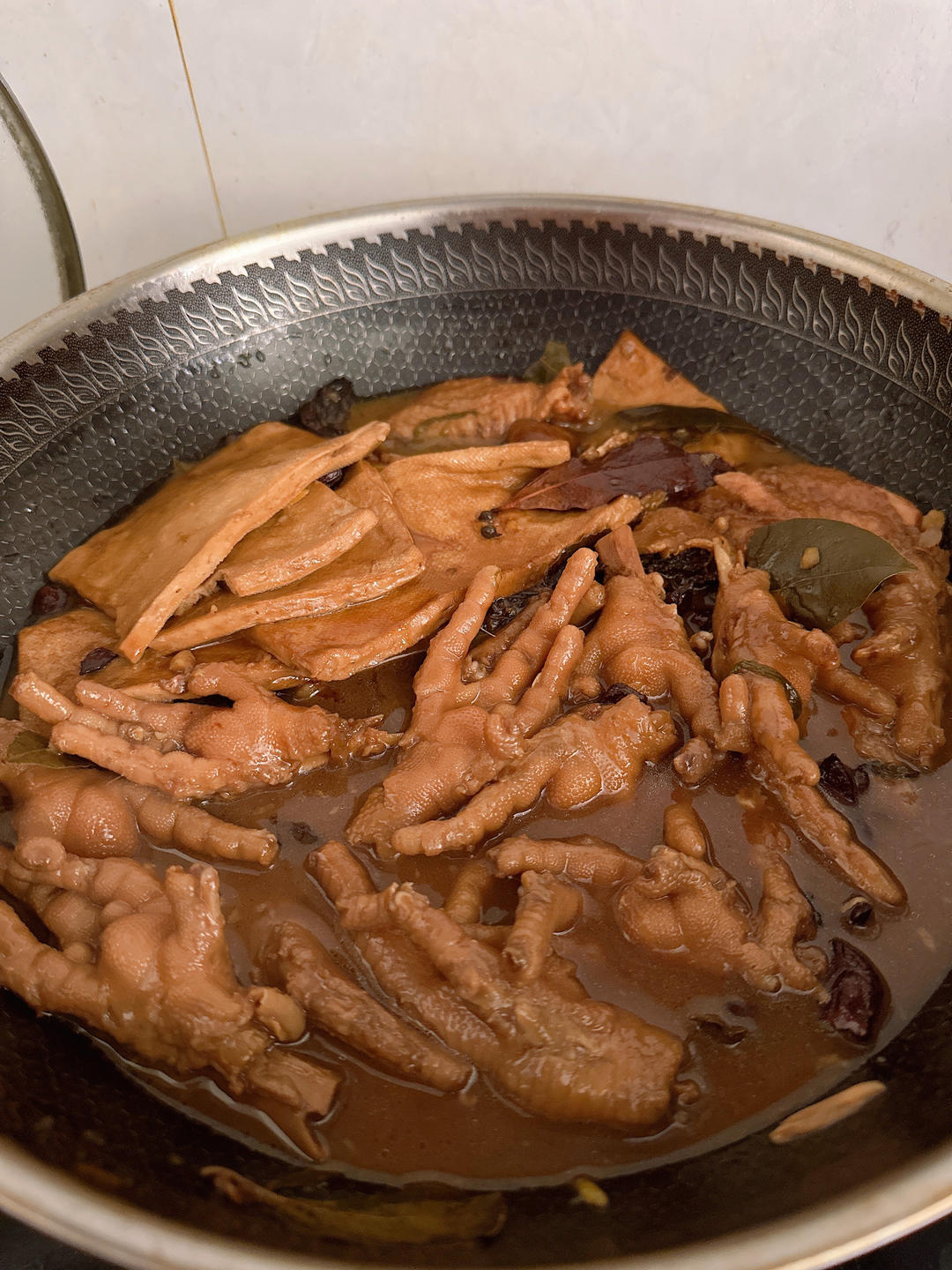 “销魂”卤鸡爪