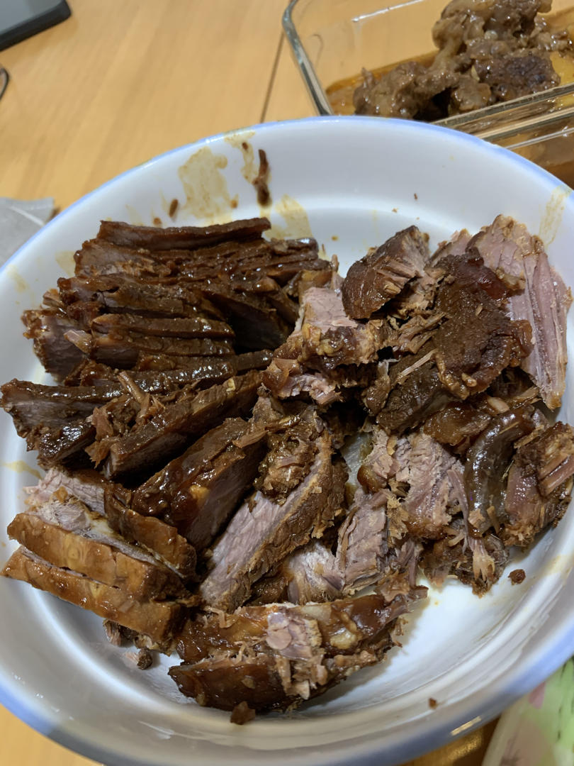 卤牛肉