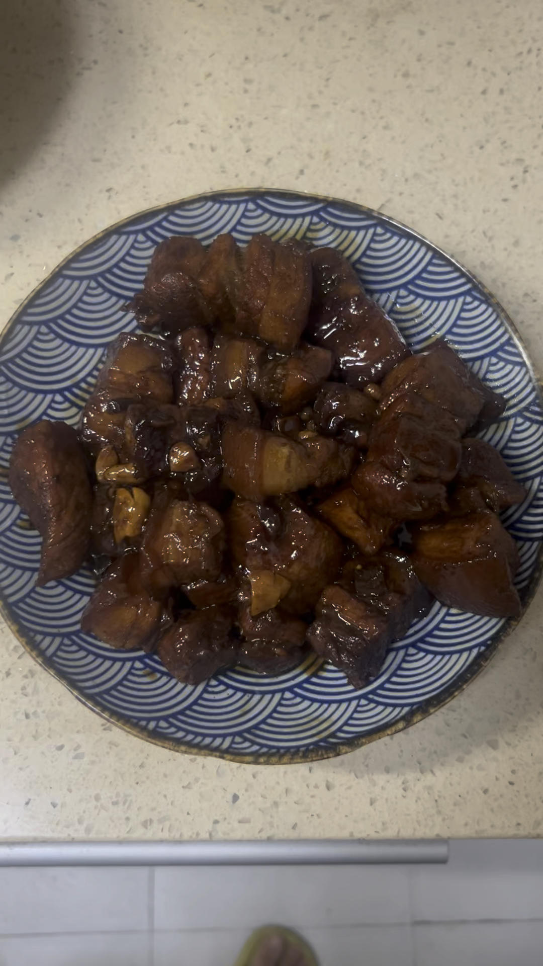 不焯水不放油的家常红烧肉