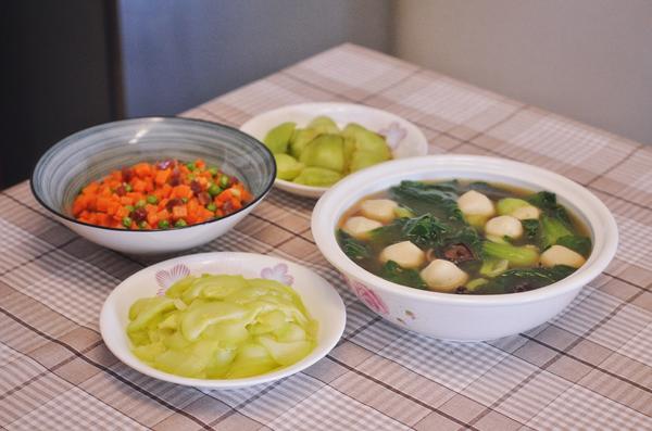 董太的私房菜--青菜鱼丸汤