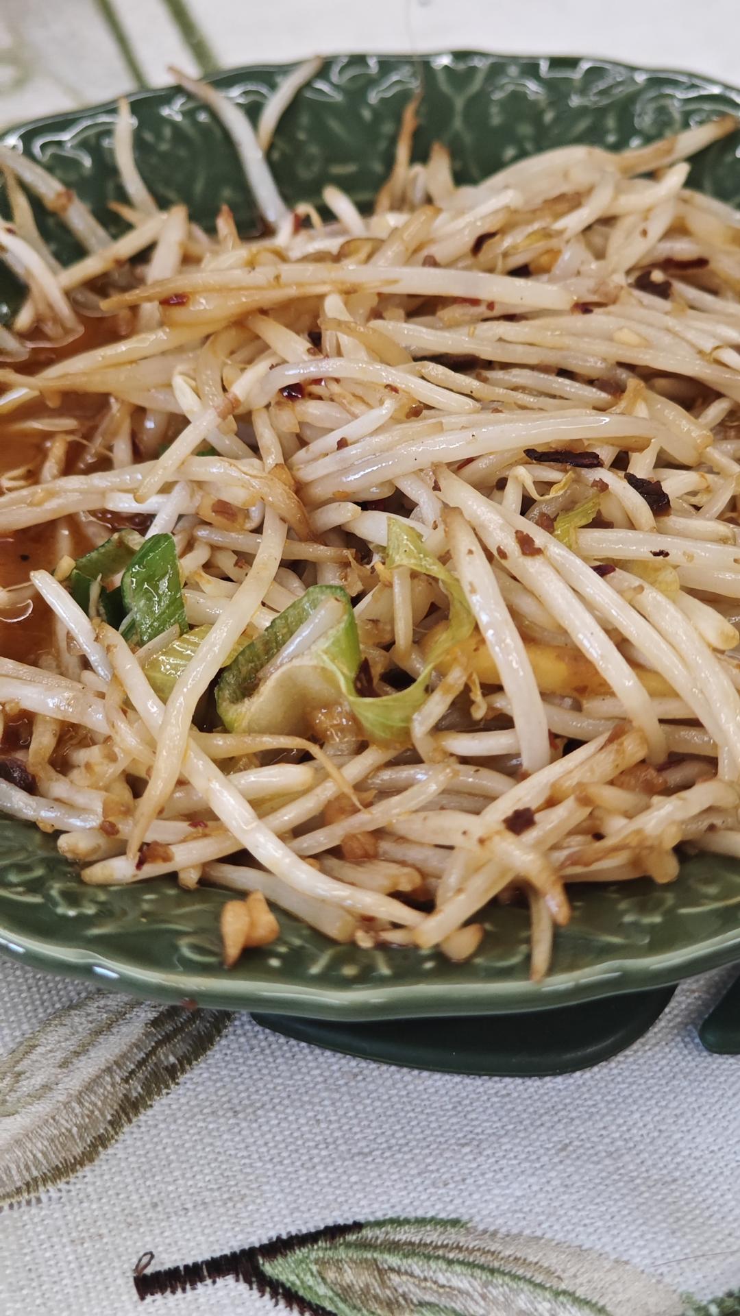 爆炒绿豆芽