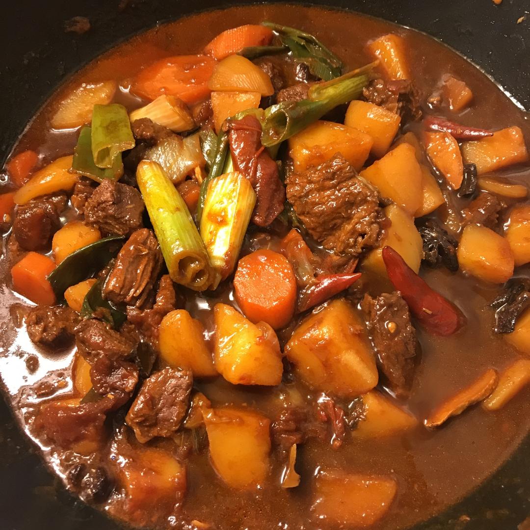 番茄土豆炖牛腩