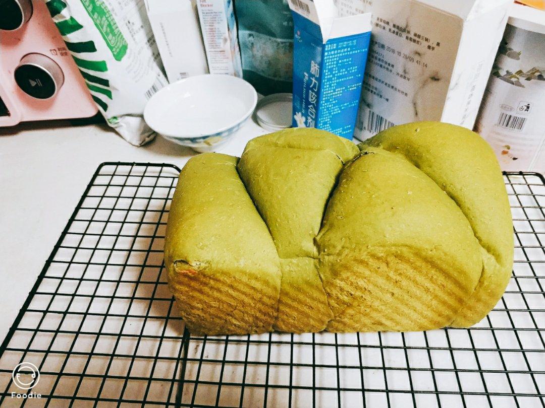 抹茶乳酪全麦乡村面包