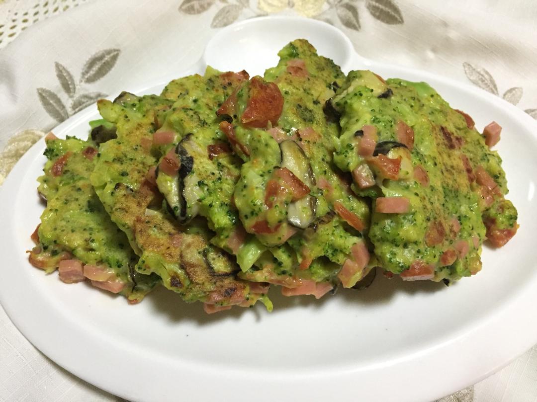 健康美味的西兰花胡萝卜饼