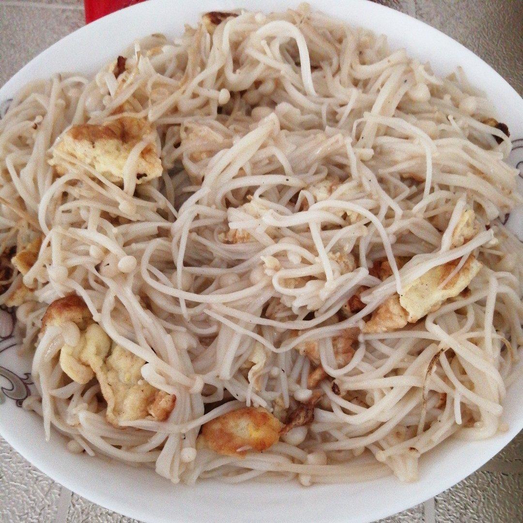 金针菇炒蛋