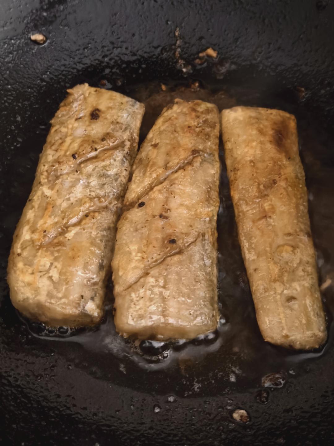 【香煎带鱼】附送超多煎鱼技巧~