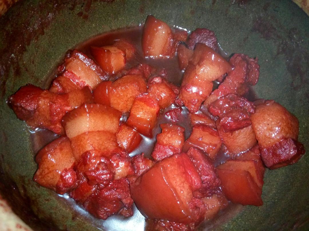 客家红焖猪肉的做法