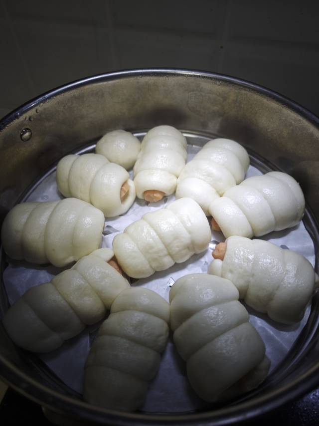 火腿馒头卷